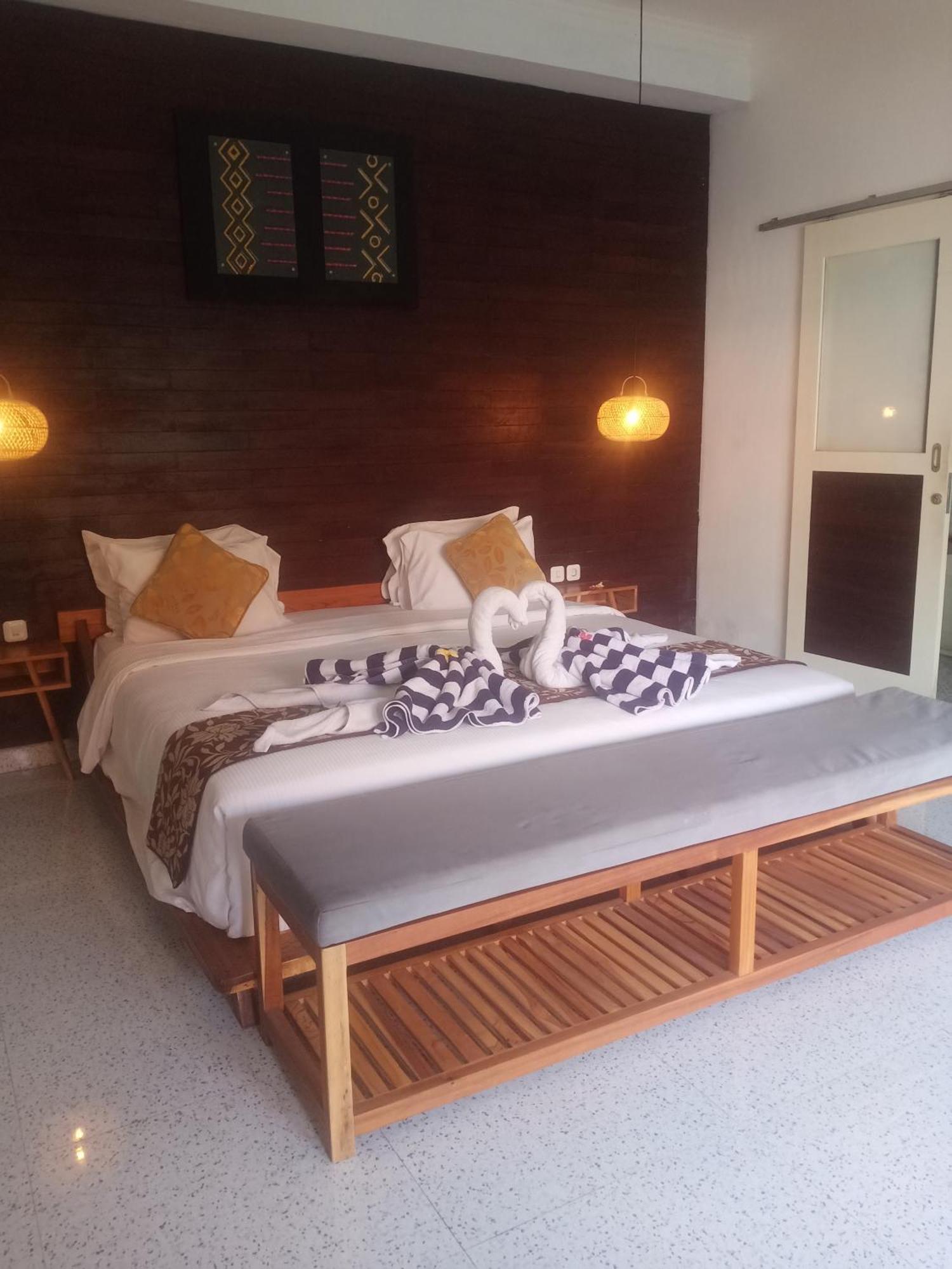 The Own Penida Cottage & Spa Ped Exterior photo